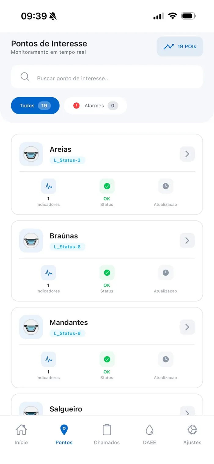 Gestão de chamados de campo no app VecView (tema claro)
